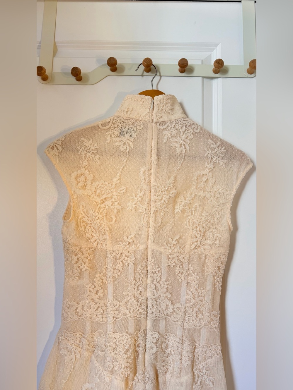SAU LEE Lace Mini Dress In Cream, NEW WITHOUT TAGS, NEVER WORN. - Picture 9 of 12